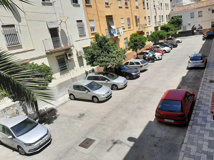 Others 5, New Apartment & Parking Alcazaba, Málaga