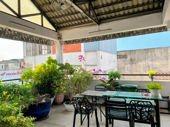 Food & Drinks, HT Hotel Apartment, District 3