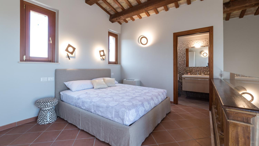 Others 2, Borgo Da Monte 8, Emma Villas, Ascoli Piceno