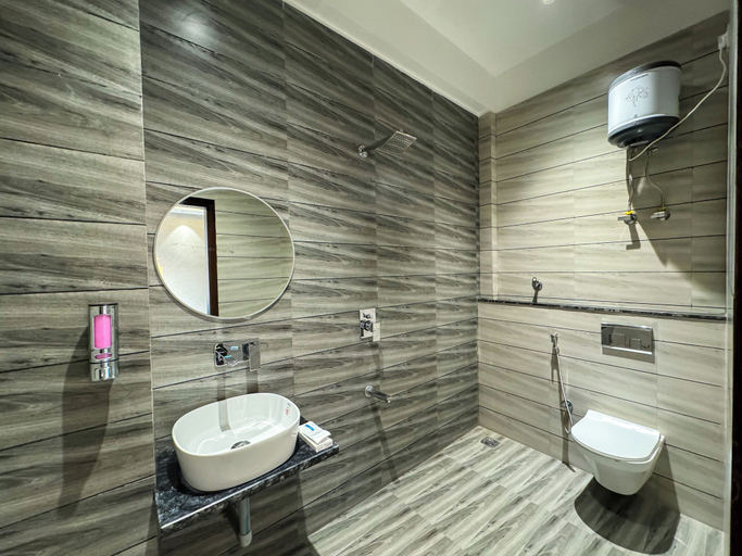 Bathroom 4, Wanna stay haridwar, Hardwar