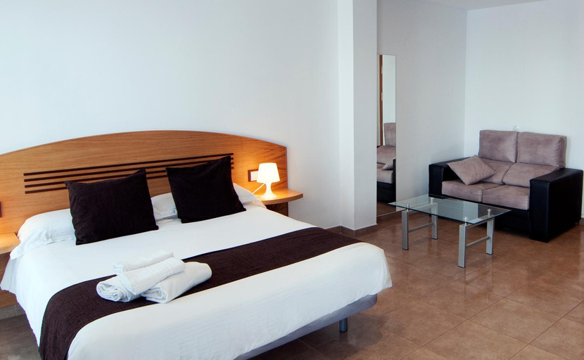 Bedroom 2, Plaza de la Luz Cadiz, Cádiz