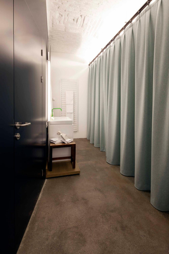 Bathroom 2, Grätzlhotel Belvedere, Wien