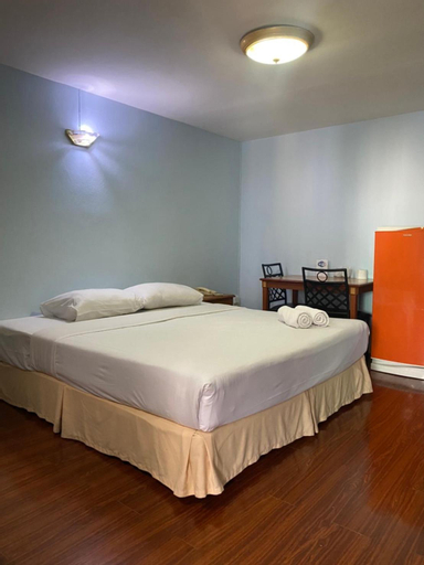 Bedroom 6