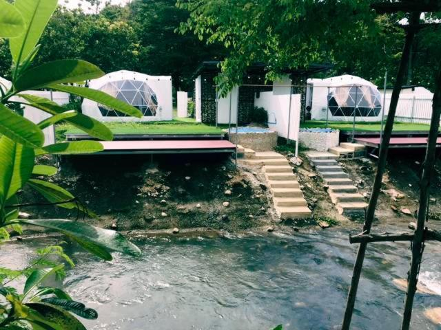 Others 4, Evie Mae Camp, Kaeng Khoi