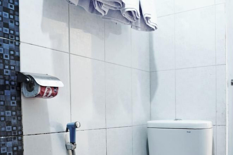 Bathroom 4