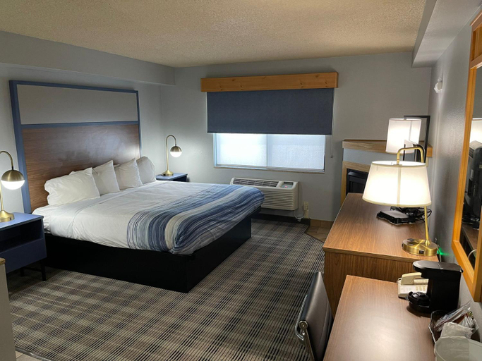 Bedroom 8