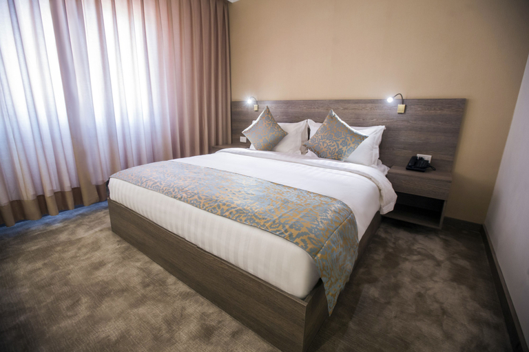 Bedroom 2, The Sanrock Hotel, Wadi Essier
