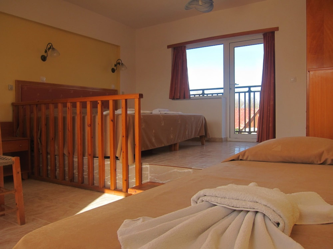 Bedroom 2, Baladinos Apartments, Crete