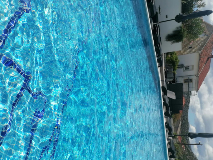 Sport & Beauty 2, Villa Barbara & Zoran with heated swimming pool, Seget