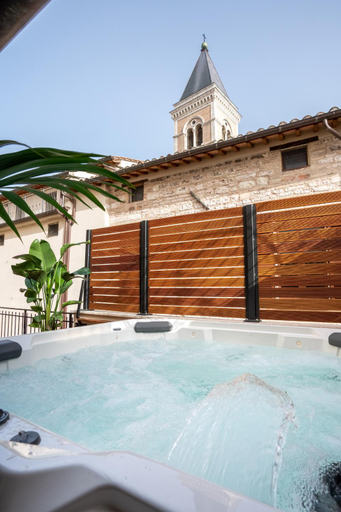 Swimming Pool 6