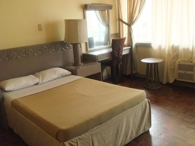 Bedroom 9