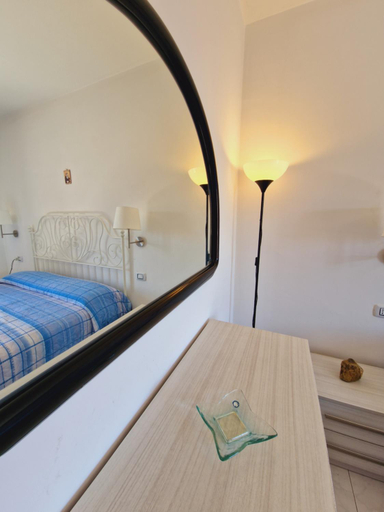 Others 2, Il sasso bed & breakfast, Potenza
