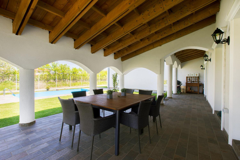 Others 3, Pool House Mamaia, Navodari