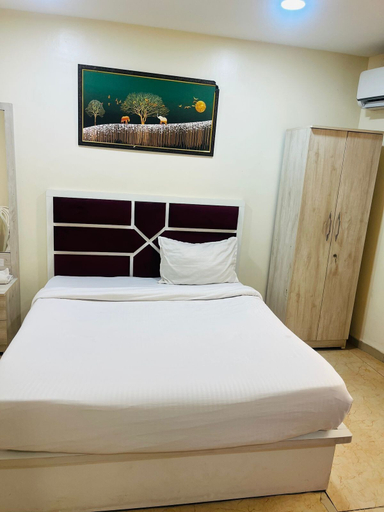 Others 5, Hotel VYS INN, Pune