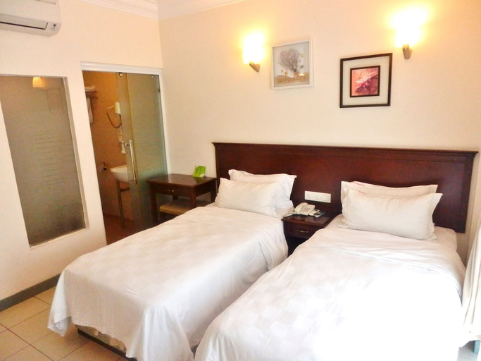 Bedroom 2, De Galleria Hotel, Kota Kinabalu