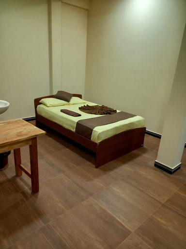Bedroom 2, uk inn guest house, Jaffna