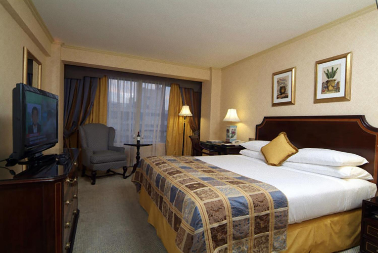 Bedroom 3, Park Plaza Santiago, Santiago