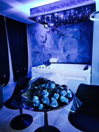 Others 4, Diamond Suite Verona, Verona