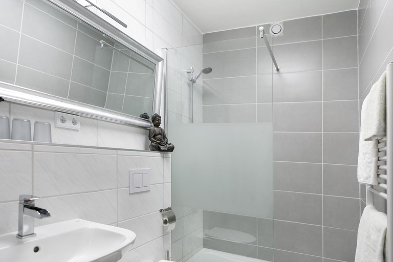 Bathroom 2, Landgasthof Deutsches Haus, Harz