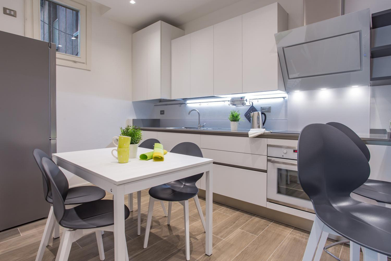 Others 5, C-Apartments, Padua
