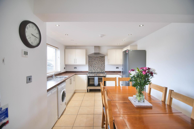 Kitchen 5, Murton Grange, York