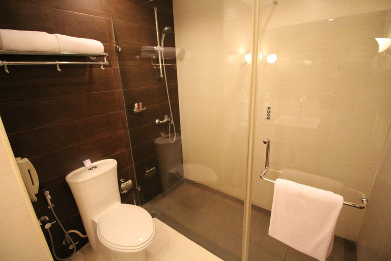 Bathroom 5, Fortune Select JP Cosmos, Bengaluru -  Member ITC Hotels' Group, Bangalore
