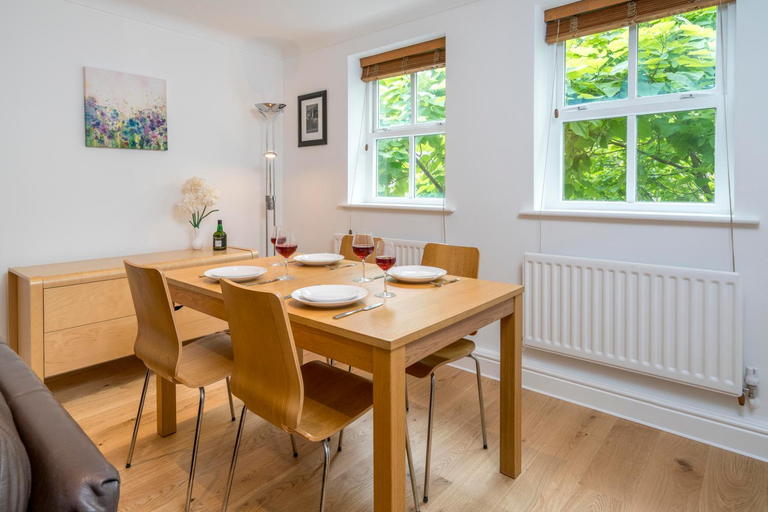 Others 5, Splendid apartment near Vauxhall Tube, London