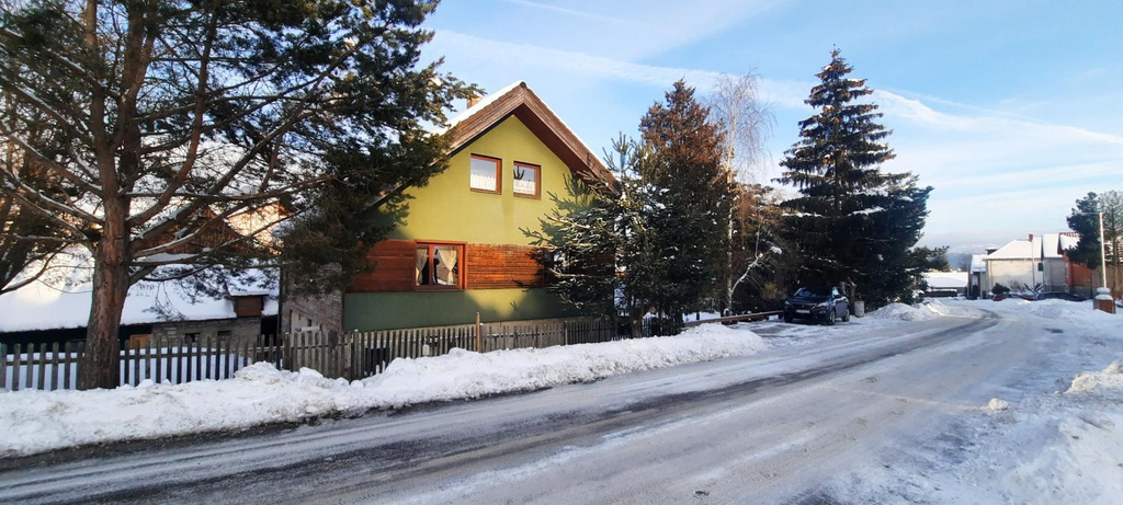 Exterior view, Podkrovie v zeleni - privat, Poprad