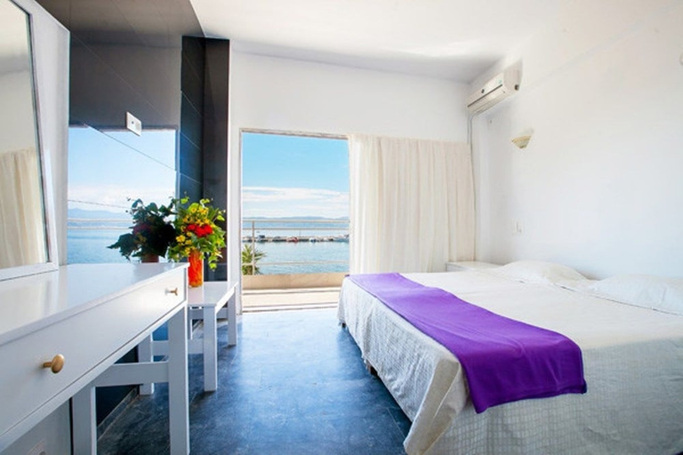 Bedroom 3, Porto Evia Mare Boutique Hotel, Central Greece