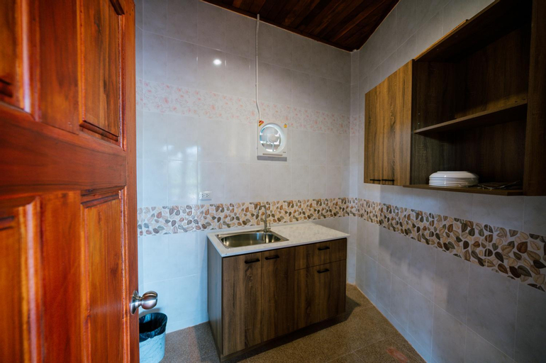 Bathroom 6