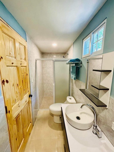 Bathroom 3, Hostal Camilas, Tamanique