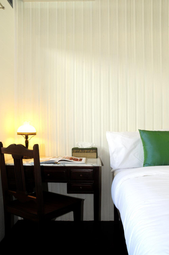 Bedroom 15