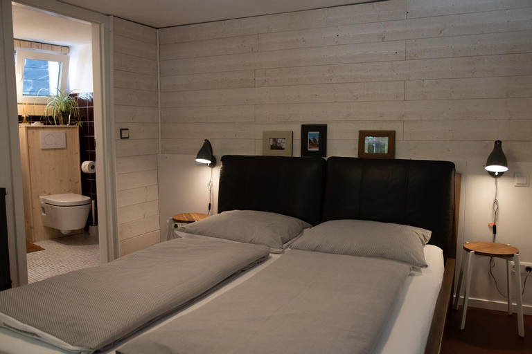 Bedroom 16