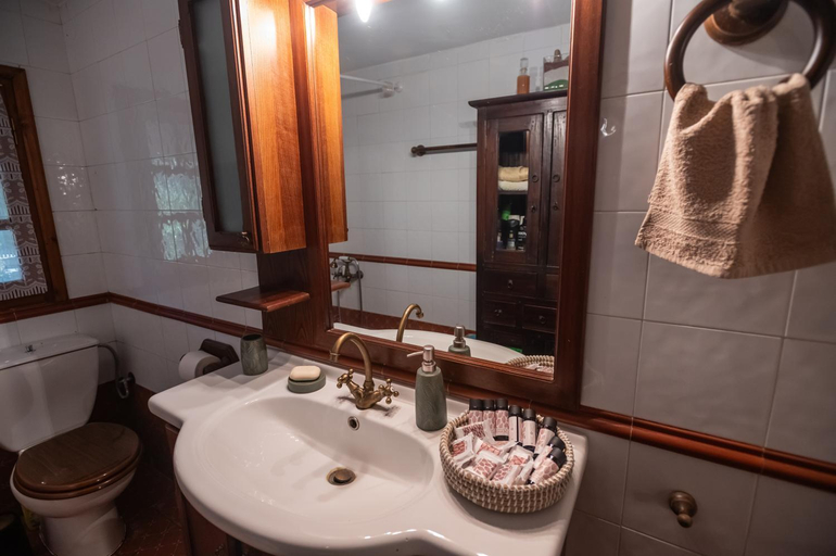 Bathroom 3, RiverHome, Central Greece