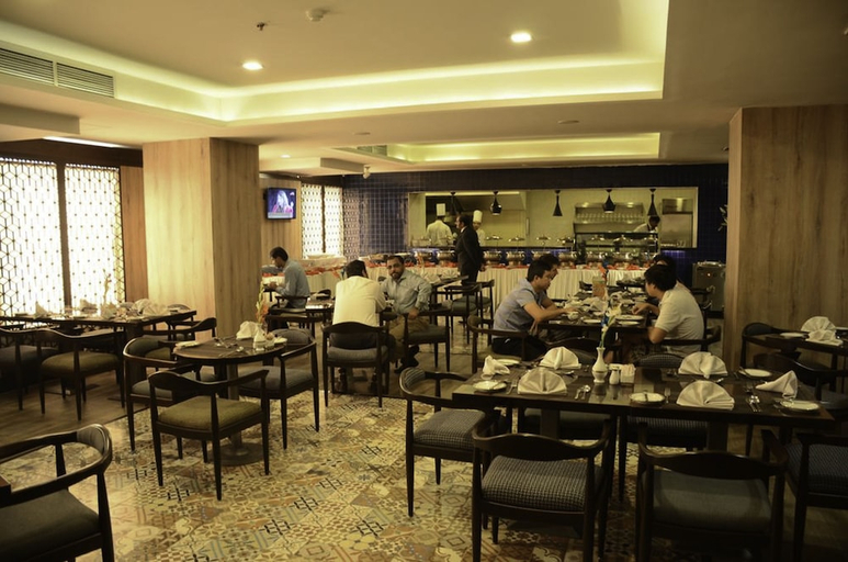 Food & Drinks 5, HOTEL dGATES, Lahore