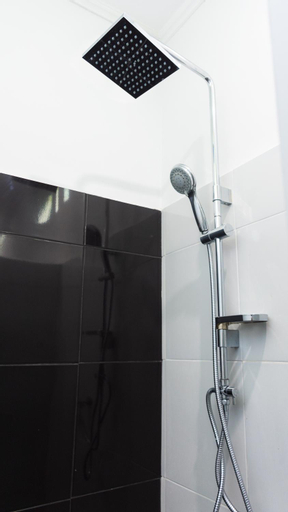 Bathroom 6