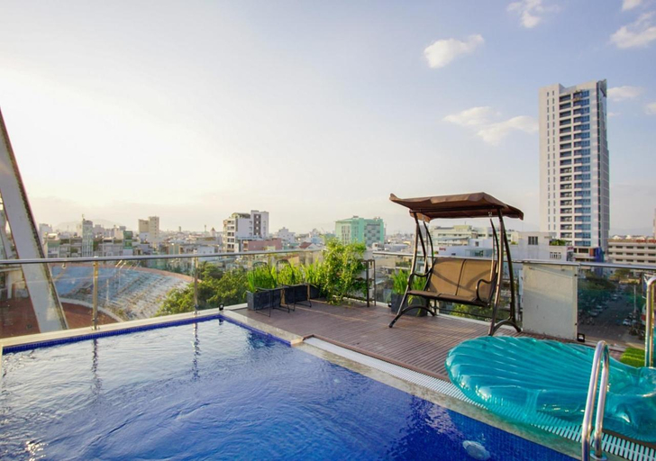 Swimming Pool 5