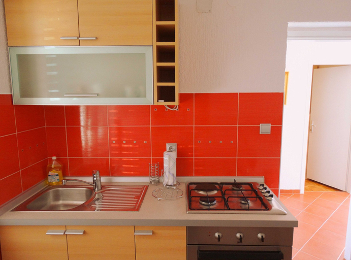 Others 5, Lush and Sunny Apartment With Balcony and Sea View, Crikvenica