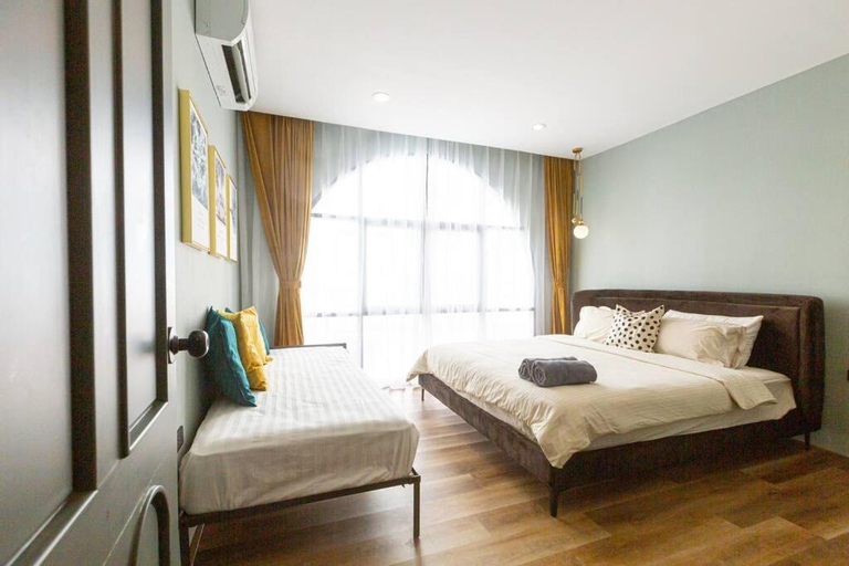 Bedroom 2, Cozy Patong Beach House 3 Bedrooms, Phuket Island