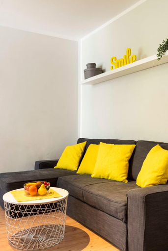 Others 4, Cosy 2BR +A/C +Self Check-In +Street Parking, Berlin