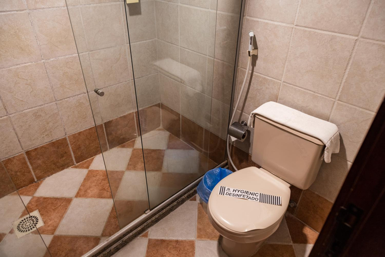 Bathroom 4, Plaza Praia Suites, Fortaleza