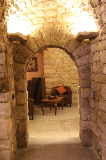 Others 5, Viladomatrural, Barcelona