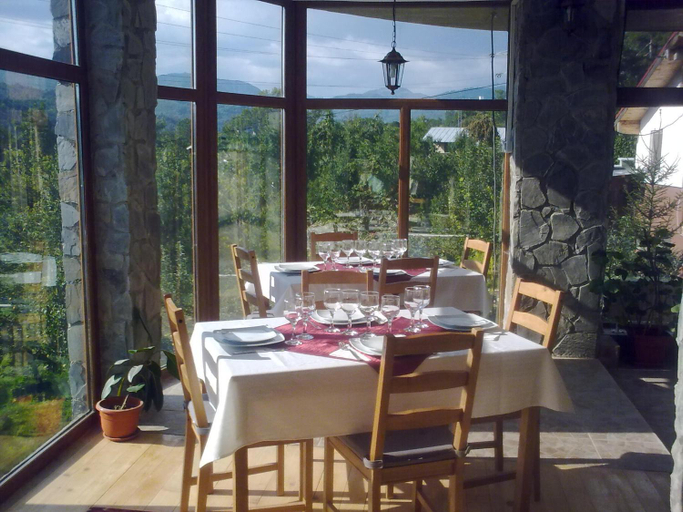 Food & Drinks 2, Casa Moroeni, Moroeni