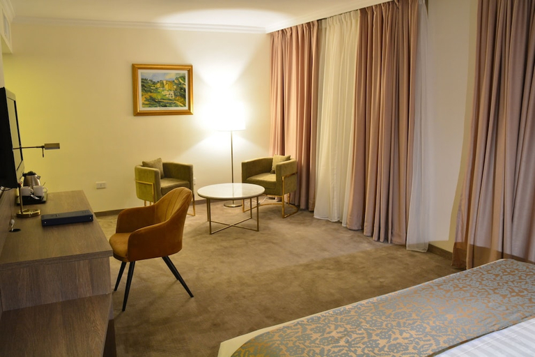 Bedroom 2, THE SANROCK HOTEL, Wadi Essier