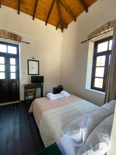 Bedroom 2, Belessi's Mansion 1, Peloponnese