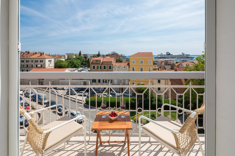 Others 2, Luxury rooms Le Prestige Few Minutes from Split's Iconic Waterfront, Split