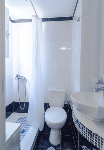 Bathroom, Elikon, Attica