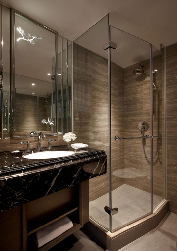Bathroom 7