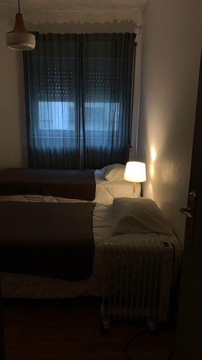 Bedroom 4, Eskama guest house, Esposende