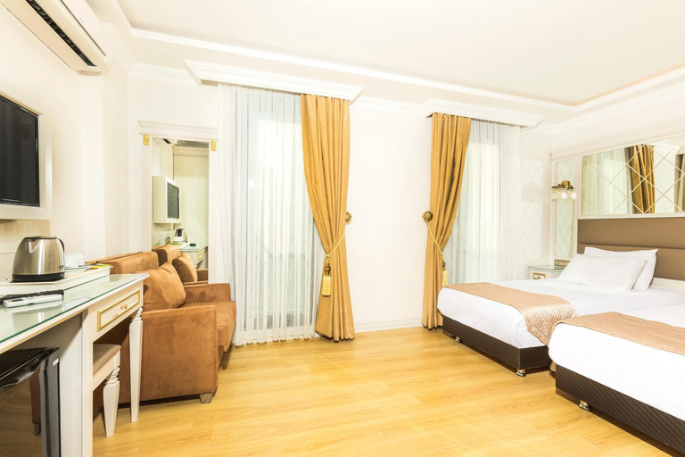 Bedroom 3, City Hall Hotel, Fatih
